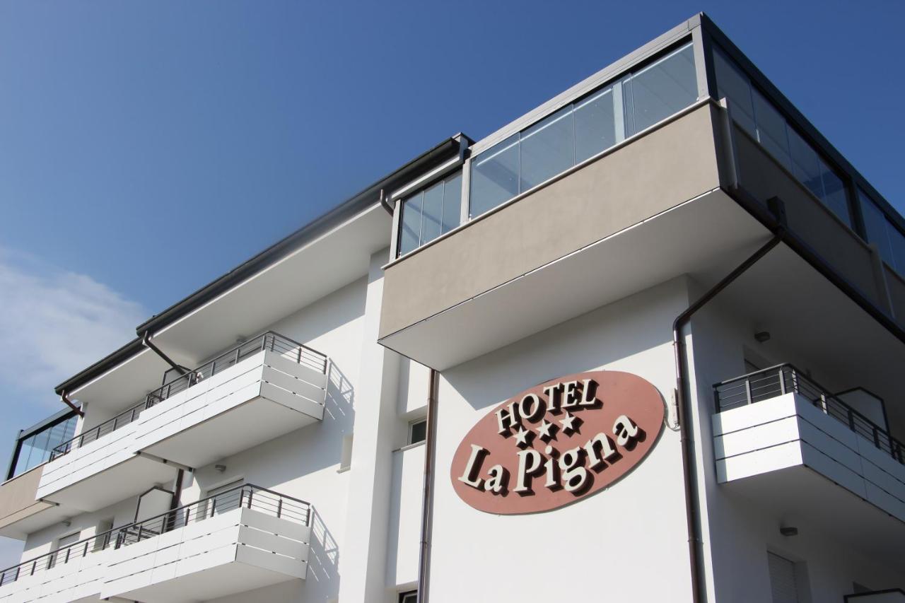 Hotel La Pigna Lignano Sabbiadoro Ngoại thất bức ảnh