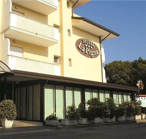 Hotel La Pigna Lignano Sabbiadoro Ngoại thất bức ảnh
