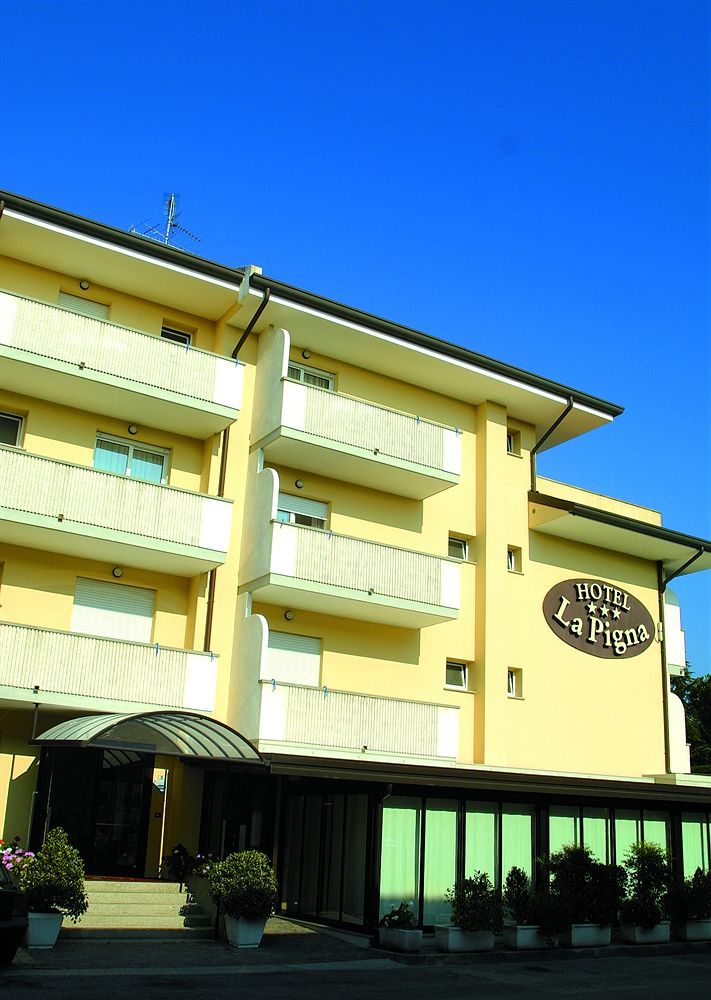 Hotel La Pigna Lignano Sabbiadoro Ngoại thất bức ảnh